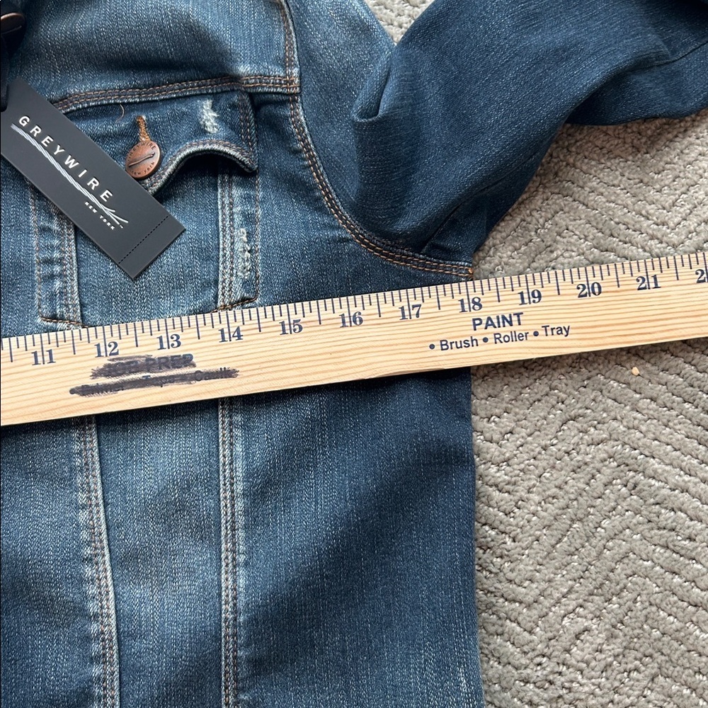 Greywire Sherpa Collar Denim Jacket Dark Wash Fitted Women Size L - Picture 10 of 12
